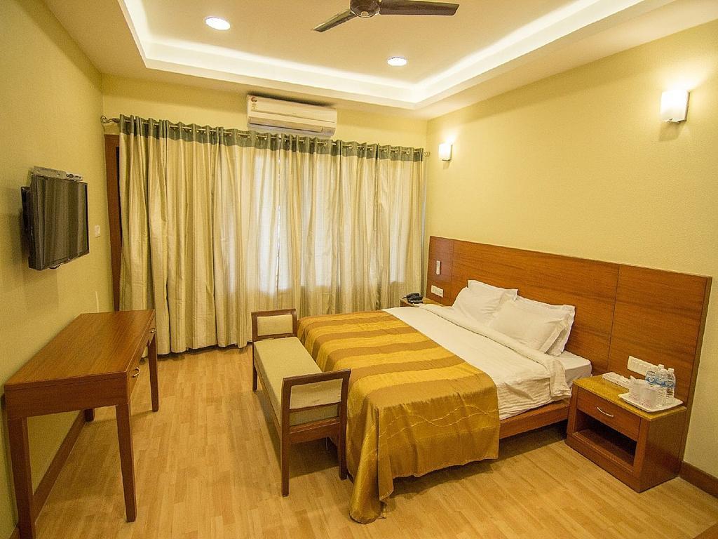 Hotel Lake View Ashok Бхопал Экстерьер фото