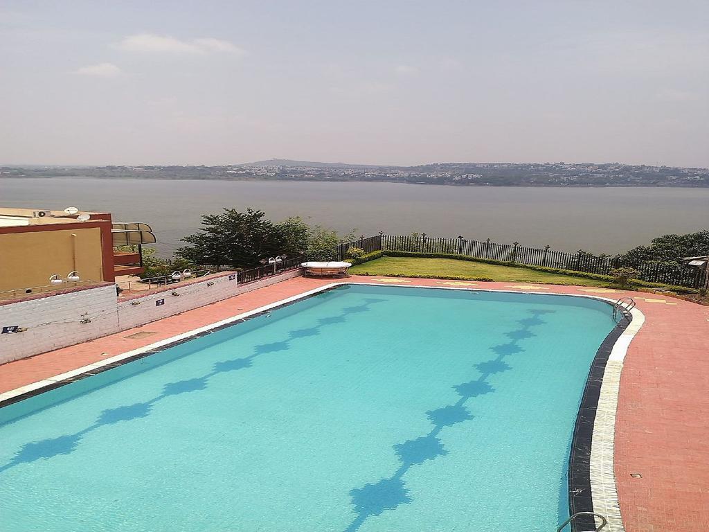 Hotel Lake View Ashok Бхопал Экстерьер фото