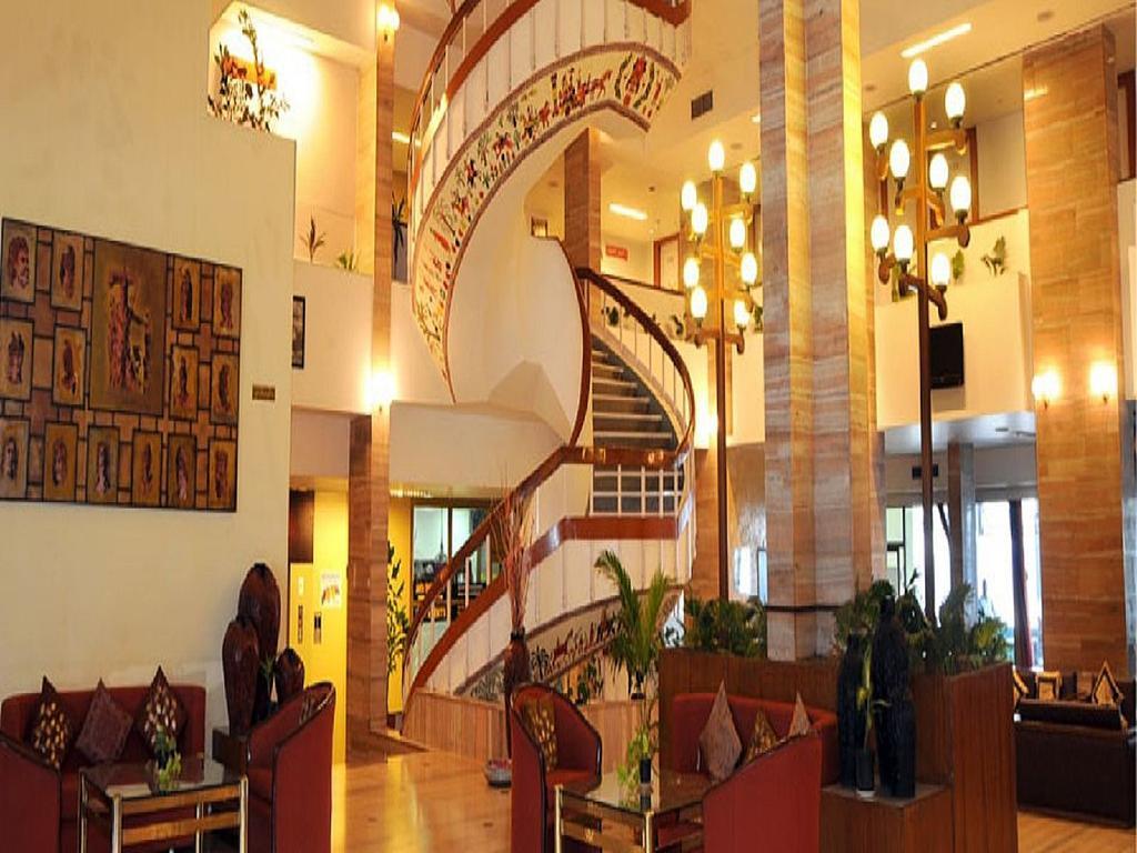 Hotel Lake View Ashok Бхопал Экстерьер фото